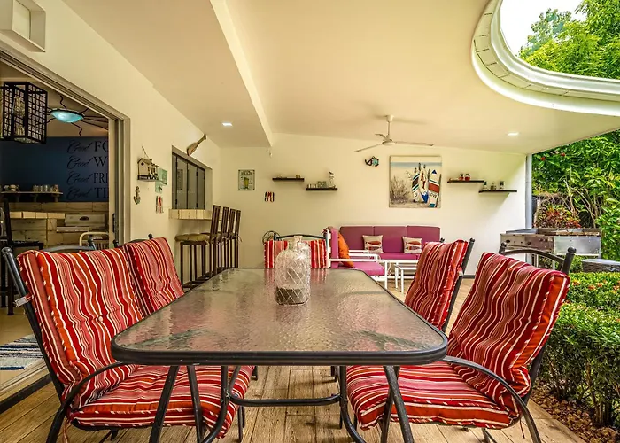 Playa Carrillo: Private Pool, 1 Mi To Puerto Carrillo